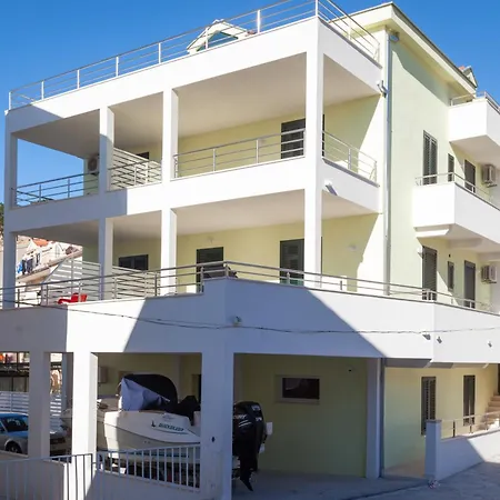 Apartment Podgorka Podgora