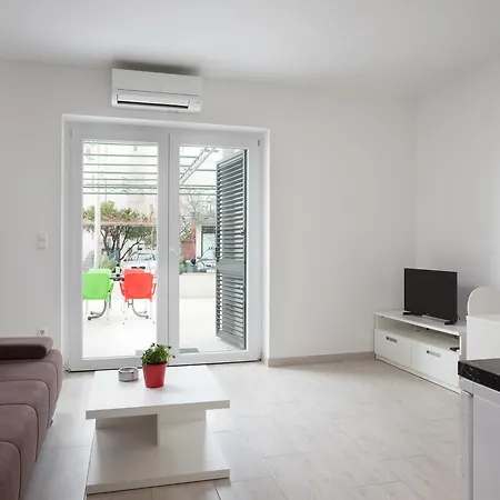 Podgorka Apartment *