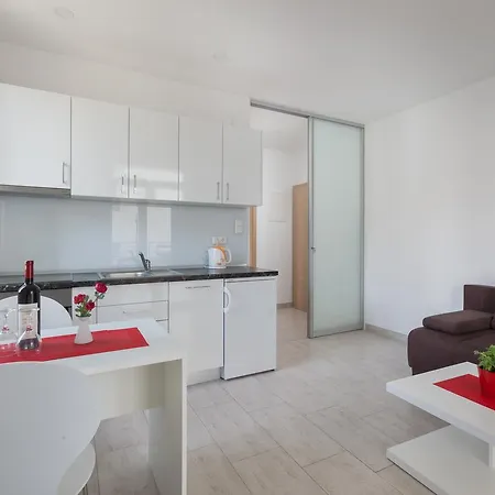 Podgorka Apartment *