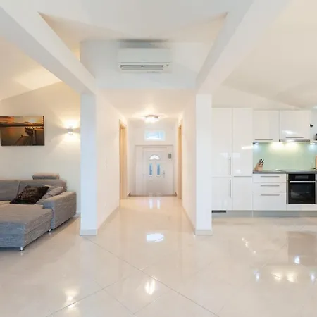 Podgorka Apartment