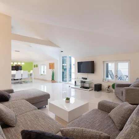 Apartment Podgorka *