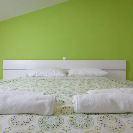 Podgorka Apartment *