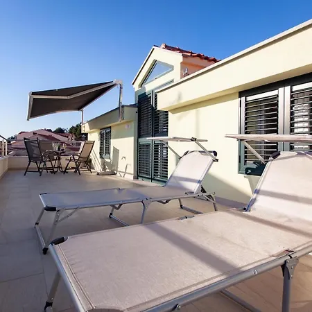 Podgorka * Podgora (Split-Dalmatia)