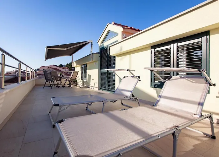 Podgorka * Podgora (Split-Dalmatia)